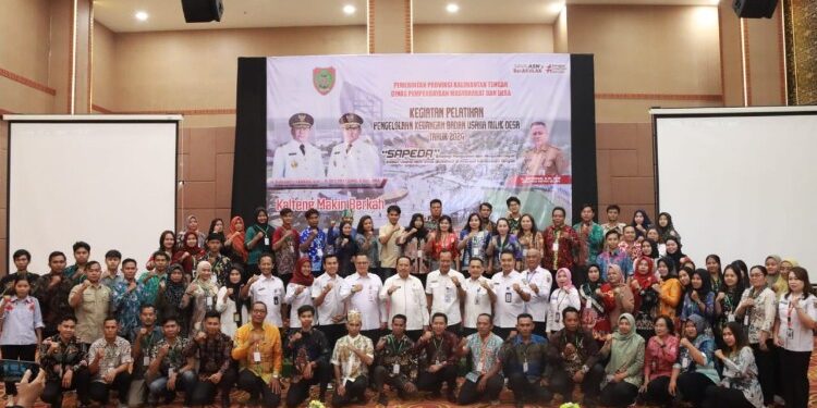 FOTO: MATAKALTENG - Peserta Pelatihan Pengelolaan Keuangan BUMDES Tahun 2024.
