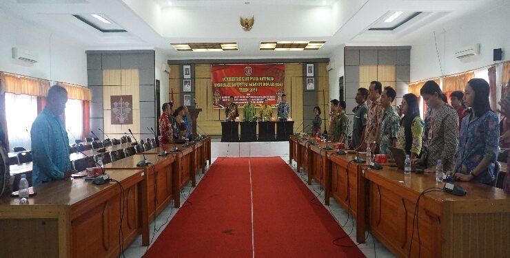 FOTO : IST/MATAKALTENG - Staf Ahli Bupati Katingan Bidang Ekonomi, Keuangan dan Pembangunan, Ganti Yapman, saat membuka kegiatan.