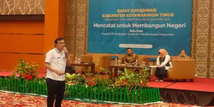 FOTO: IST/MATAKALTENG - Kepala Dinas Cipta Karya Tata Ruang dan Pertanahan Rafiq Riswandi saat menghadiri kegiatan, beberapa waktu lalu.