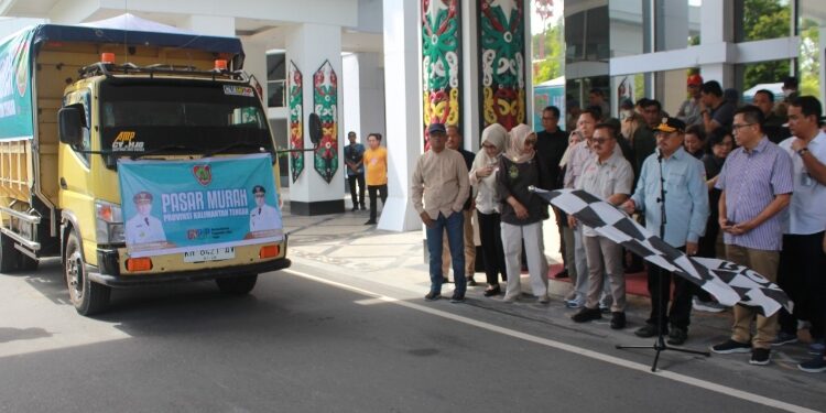 FOTO: OLIVIA/MATAKALTENG - Bansos 1.420 Ton Beras Siap Didistribusikan ke 14 Kabupaten/Kota se Kalteng.
