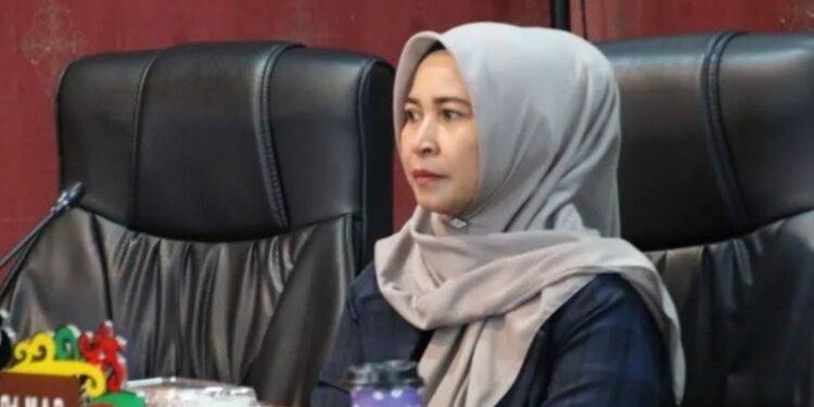 Anggota DPRD Palangka Raya, Mukarammah.