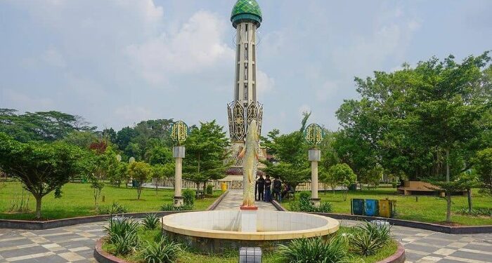 FOTO: IST/MATAKALTENG - Tampilan Taman Kota Sampit saat ini.