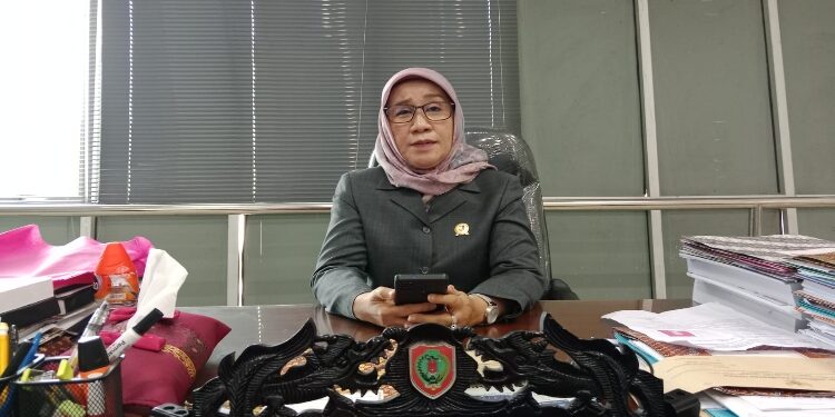 Ketua Komisi III DPRD Kalteng, Siti Nafsiah.
