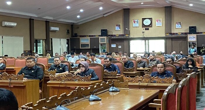 FOTO: DIAN/MATA KALTENG - Suasana rapat paripurna penyampaian rencana kerja DPRD Kotim tahun anggaran 2025, 25 Maret 2024.
