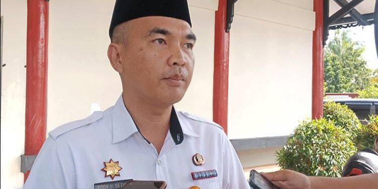 Sekretaris Badan Kesatuan Bangsa dan Politik Kotim Eddy Hidayat Setiadi.