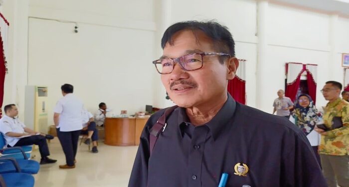 FOTO: MATAKALTENG - HM Farid Yusran Ketua DPRD Barsel.