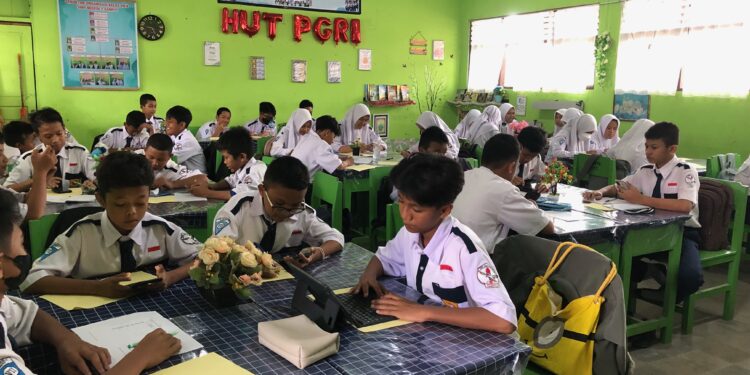 FOTO: Dok/MATA KALTENG - Suasana pembelajaran di SMPN 2 Sampit.