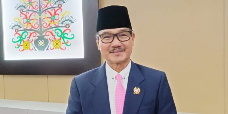 Ketua DPRD Barsel, HM Farid Yusran.