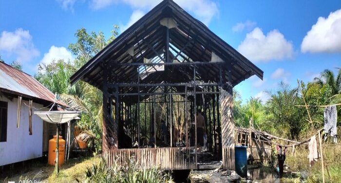 FOTO: IST/MATAKALTENG - Kondisi rumah warga di MHS yang terbakar hingga menyisakan puing-puingnya. Selasa, 16 April 2024 pagi.
