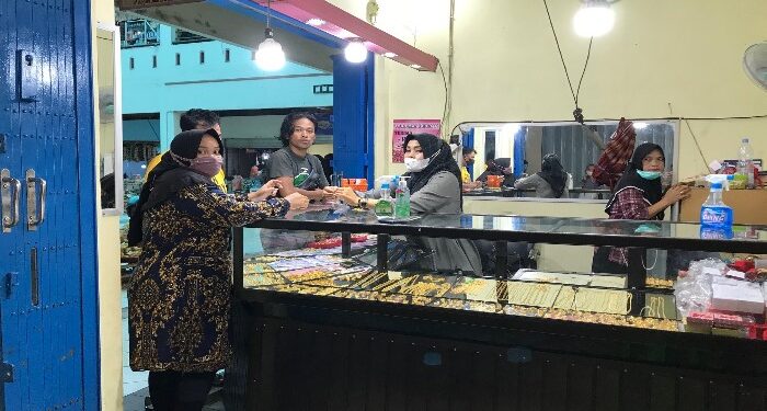 FOTO: DOK/MATA KALTENG - Suasana toko emas di PPM, Sampit.