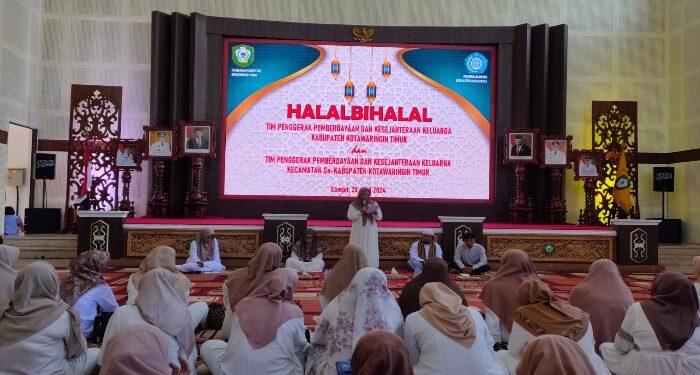 FOTO : DEVIANA/MATAKALTENG - Halal bihalal yang diselenggarakan.