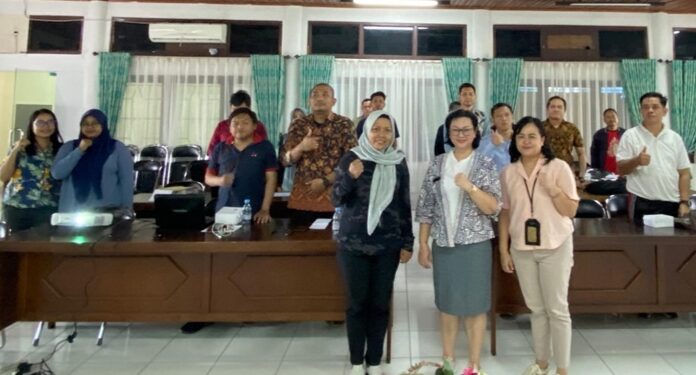 FOTO : OLIVIA/MATAKALTENG - Rapat Optimalisasi Kegiatan Pengawasan Perizinan Berusaha Berbasis Risiko melalui Online Single Submission Risk Based Approach (OSS RBA) Tahun 2024.