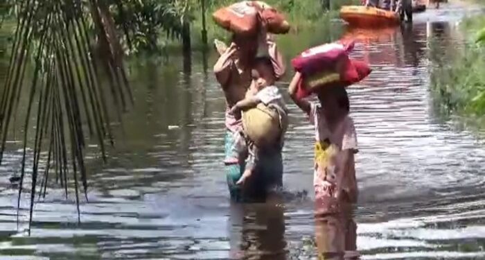 Foto:IST/MATA KALTENG - Banjir yang terjadi di Kecamatan MB Ketapang, Kotim.