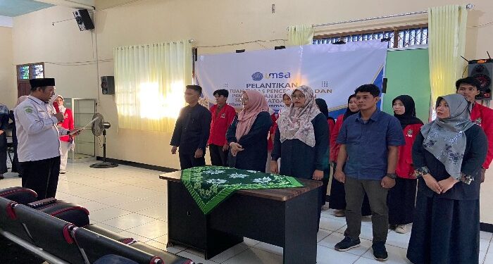 Foto: DIAN/MATA KALTENG - Pelantikan pengurus Satuan Tugas Pencegahan dan Penanganan Kekerasan Seksual (Satgas PPKS) di Universitas Muhammadiyah Sampit, oleh Wakil Rektor III UMSA, Dr Alivermana Wiguna, M.Ag, 6 Mei 2024.