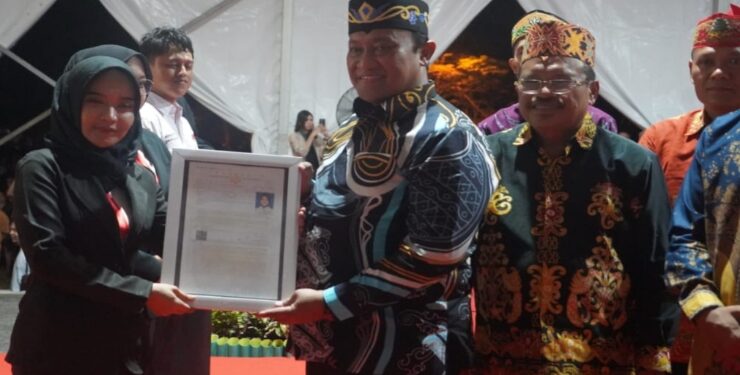Wagub Kalteng, Edy Pratowo resmi membuka Kalteng Expo 2024