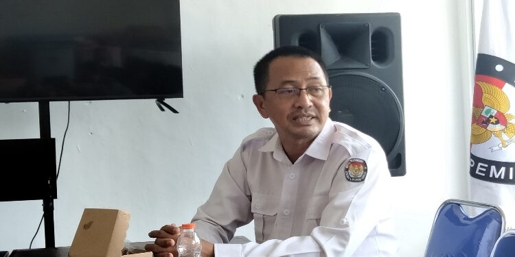 Ketua KPU Kabupaten Kobar, Chaidir.