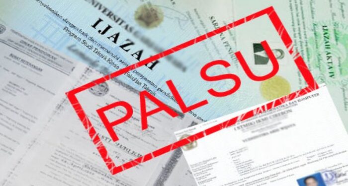 FOTO : MATAKALTENG - Ilustrasi Ijazah palsu.