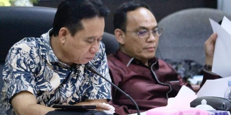 Anggota DPRD Seruyan, Bejo Riyanto (kiri).