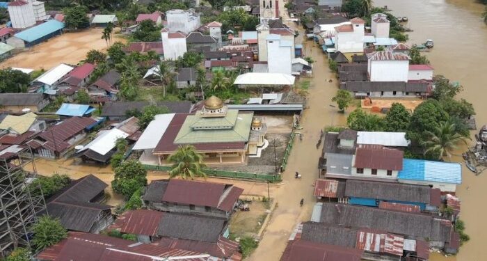 Foto: BPBD/MATA KALTENG - Kondisi banjir di Desa Tumbang Sangai, Kecamatan Telaga Antang, Kotim.