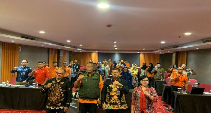 FOTO : DEVIANA/MATAKALTENG - Pemkab Kotim diskusi publik rancangan awal penyusunan dokumen rencana penanggulangan bencana Kabupaten Kotim, Kamis 3 Mei 2024.