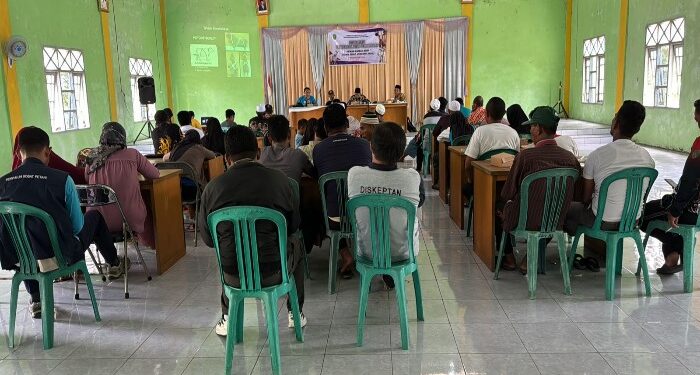 Foto : AKH/MATAKALTENG - Diskeptan Sukamara sosialisasi pengawas hewan kurban di Kecamatan Jelai.