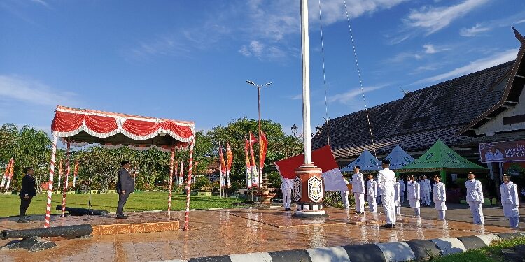 FOTO: DEVIANA/MATAKALTENG - Petugas Paskibraka tahun 2023 saat bertugas di peringatan Hati Keahiran Pancasila, Sabtu 1 Juni 2024.