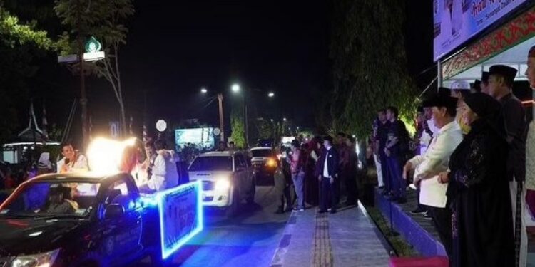 FOTO: IST/MATA KALTENG - Takbir keliling pada malam lebaran Iduladha di Kota Sampit, Kotim, Minggu 16 Juni 2024 malam.