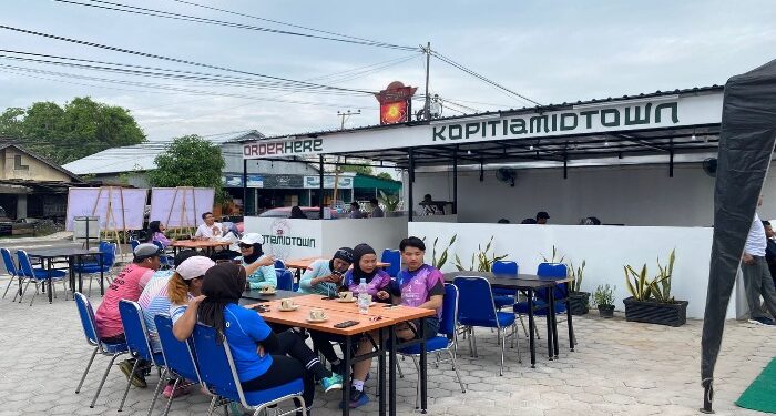 Foto:DIAN/MATA KALTENG - Launching Midtown Kopitiam belum lama ini untuk dukung keragaman kuliner di Kotim.