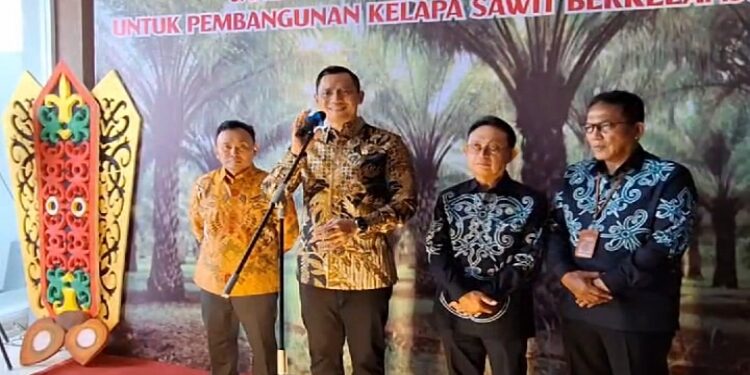 FOTO: IST/MATAKALTENG - Menteri Agraria dan Tata Ruang (ATR)/Kepala Badan Pertanahan Nasional (BPN) RI Agus Harimurti Yudhoyono dalam jumpa pers seusai membuka Borneo Forum Ke 7.