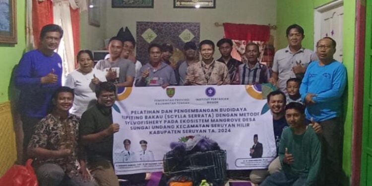 FOTO: IST/MATAKALTENG - Pelatihan dan Pendampingan Budidaya Kepiting Bakau (Scylla serrata) dengan Metode Silvofishery pada Ekosistem Mangrove di Desa Sungai Undang Kabupaten Seruyan.