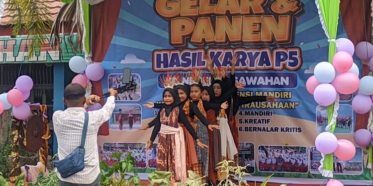 FOTO: DIAN/MATA KALTENG - Gelar karya P5 di SDN 2 Sawahan, belum lama ini.
