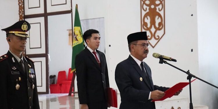 FOTO : DISKOMINFO SANTIK/MATA KALTENG
- Pj Bupati Gumas Herson B Aden ketika menghadiri suatu kegiatan, di GPU Damang Batu, pekan lalu.