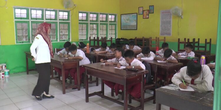 Foto: DIAN/MATA KALTENG - MPLS di SDN 3 MB Hulu, Kecamatan MB Ketapang, Kotim, 11 Juli 2024.