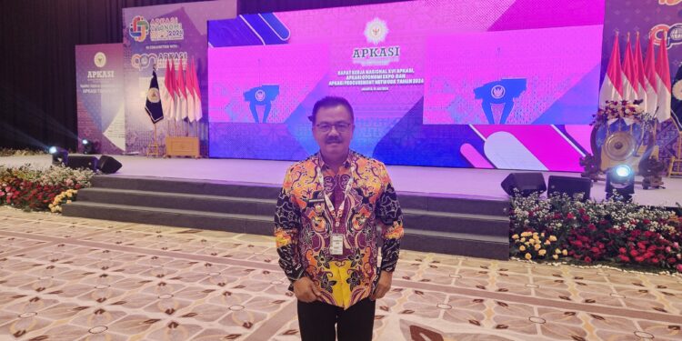 FOTO : DISKOMINFO SANTIK/MATA KALTENG - Pj Bupati Gumas Herson B Aden ketika menghadiri rakernas XVI Apkasi dan pembukaan Apkasi Otonomi Expo 2024, di Jakarta Convention Center.