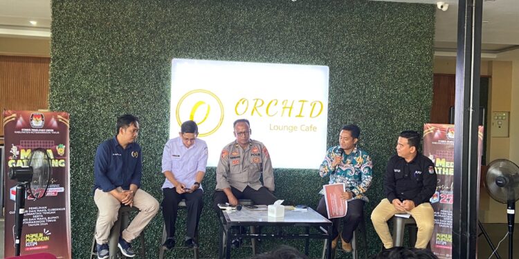 Foto: DIAN/MATA KALTENG - Media Gathering, sosialisasi Pilkada serentak pemilihan Gubernur dan Wakil Gubernur serta Bupati dan Wakil Bupati Kotim, 17 Juli 2024.