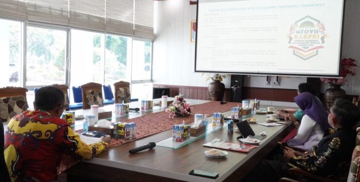 FOTO : IST/MATAKALTENG - Sri Suwanto mewakili Wakil Gubernur Kalteng didaulat sebagai narasumber pada kegiatan Seri 70 Webinar KORPRI Menyapa ASN bertema "Menuju MTQ VII KORPRI 2024.