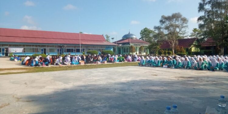 Foto: DIAN/MATA KALTENG - Aksi bergizi di SMKN 1 Sampit, 19 Juli 2024.