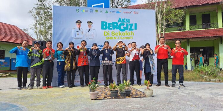 Foto:DIAN/MATA KALTENG - Aksi bergizi di SMKN 1 Sampit, 19 Juli 2024.
