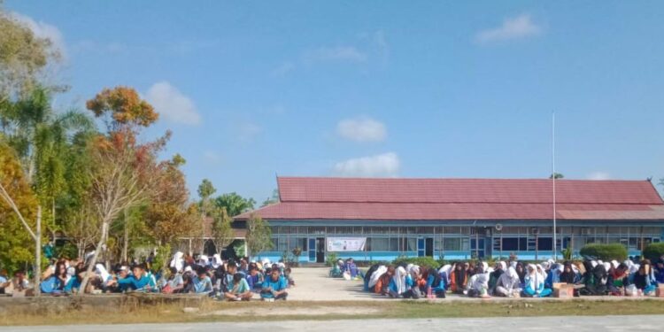 Foto: DIAN/MATA KALTENG - Aksi bergizi di SMKN 1 Sampit, 19 Juli 2024.