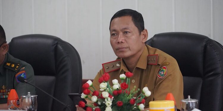 Staf Ahli Setda Kalteng, Yuas Elko.