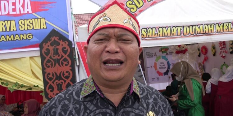 Foto:DIAN/MATA KALTENG - Ketua Kelompok Kerja Kepala Sekolah (KKKS) Cerdas Membangun Kecamatan Baamang Hasanuddin.