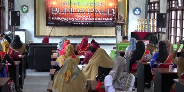 Foto: DIAN/MATA KALTENG - Apresiasi Bunda PAUD se Kotim di Aula Dinas Pendidikan Kotim, 5 Agustus 2024.
