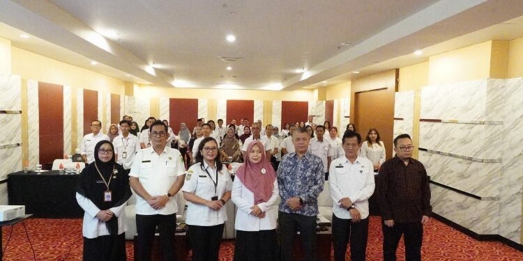 FOTO: IST/MATAKALTENG - Sosialisasi dan Pelatihan Potensi Investasi Regional (PIR) dan Rapat Akhir Penyediaan Peta Potensi.