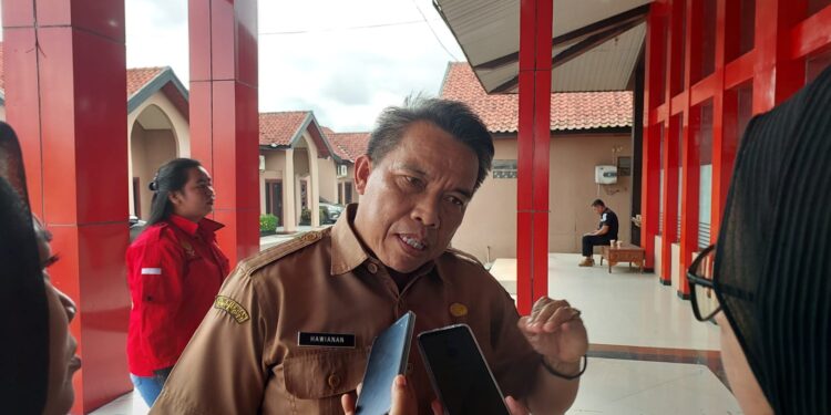 FOTO: MATAKALTENG - Kepala Dinas Sosial Kotim, Hawianan.