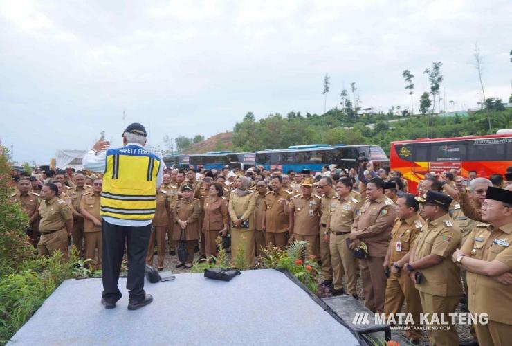 Gubernur, Wali Kota, dan Bupati Tinjau Infrastruktur Ibu Kota Nusantara