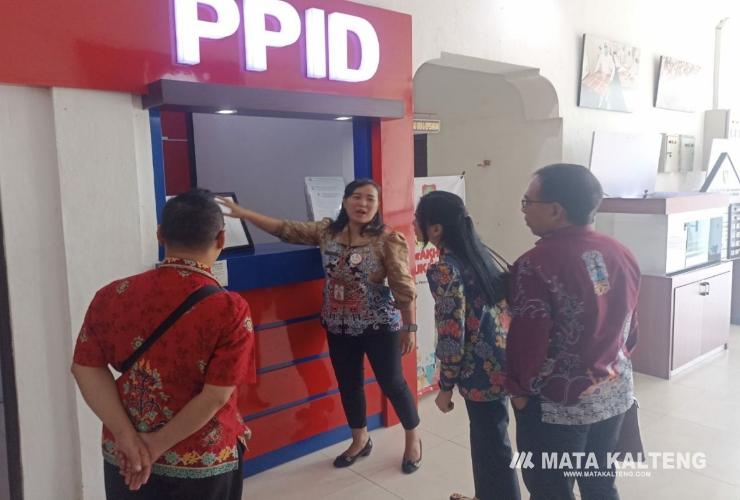 Studi Tiru PPID Pelaksana Dinas Perdagangan dan Perindustrian Kalteng ke Dislutkan Kalteng