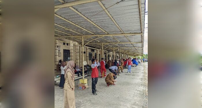 Foto: IST/MATA KALTENG - Perlombaan antar pegawai Dinas Pendidikan dalam rangka peringatan HUR RI Ke 79, 14 Agustus 2024.