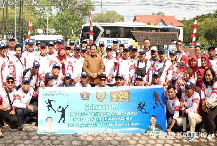 Ini Harapan Wagub Saat Melepas Kontingen Porwanas PWI Kalteng 