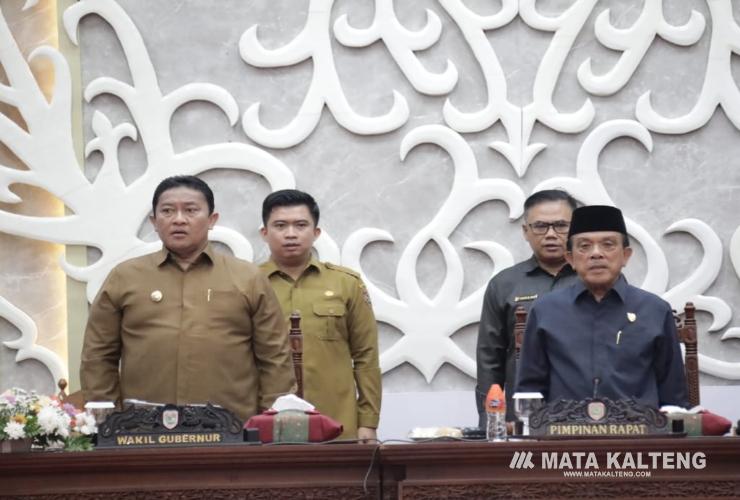 Wagub Kalteng Sampaikan Pidato Pengantar Rancangan Perubahan APBD 2024 di Rapat Paripurna