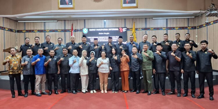 Foto: DIAN/MATA KALTENG - Pembentukan Fraksi DPRD Kotim, 21 Agustus 2024.
